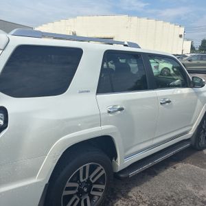 2016 Toyota 4RUNNER LIMITED photo 9