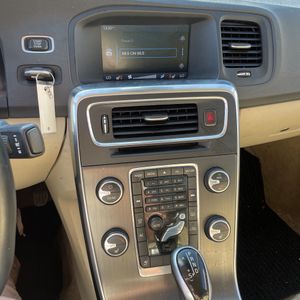 صورة مصغرة 37 لـ 2014 Volvo S60 T5