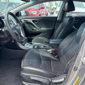 2012 Hyundai ELANTRA LIMITED 照片 32