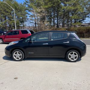 NISSAN LEAF SV - 3