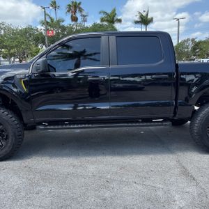 FORD F-150 STX - 4
