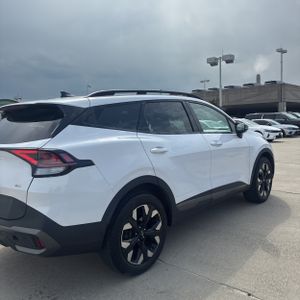 KIA SPORTAGE X-LINE - 9