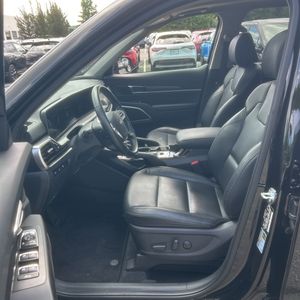 صورة 32 لـ 2024 KIA TELLURIDE S