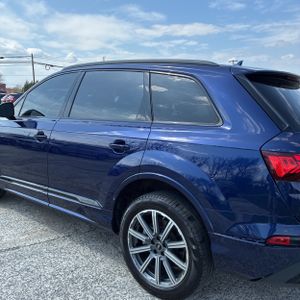 Audi Q7 Premium Plus - 6