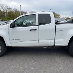 CHEVROLET COLORADO - 4
