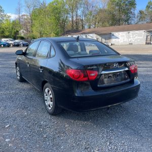 HYUNDAI ELANTRA GLS - 5