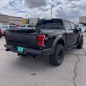 FORD F-150 RAPTOR - 8