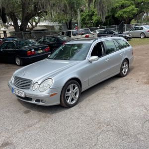 MERCEDES-BENZ E-CLASS - 1