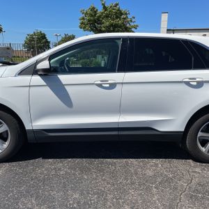 FORD EDGE SEL - 4