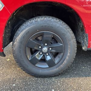 2018 RAM 1500 EXPRESS — миниатюра 17