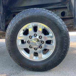 2011 Chevrolet SILVERADO 2500HD LTZ 缩略图 18