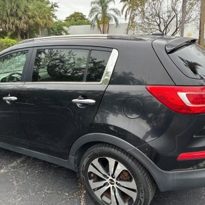 KIA SPORTAGE EX - 6