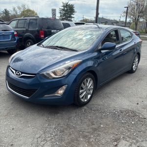 HYUNDAI ELANTRA SE - 1