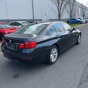 BMW 528I XDRIVE - 8