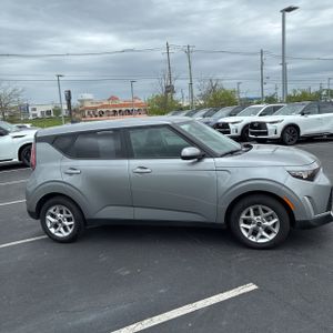KIA SOUL LX - 10