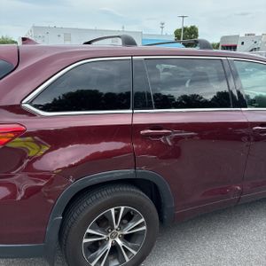2018 Toyota HIGHLANDER LE PLUS — фото 9
