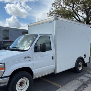 FORD E-350 CUTAWAY - 2