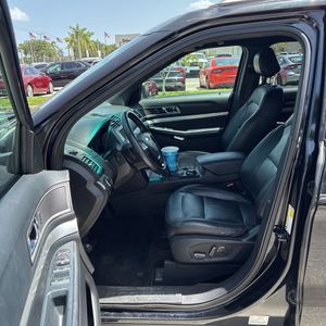 صورة مصغرة 32 لـ 2016 FORD EXPLORER XLT