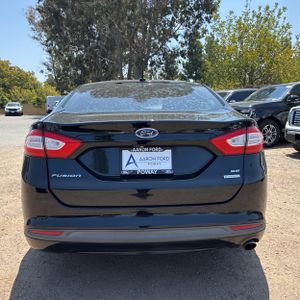 FORD FUSION SE - 7