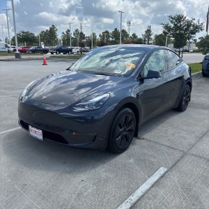 TESLA MODEL Y LONG RANGE - 1