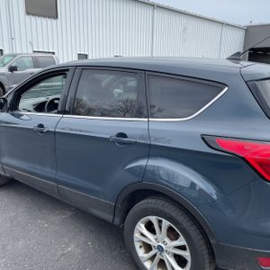 FORD ESCAPE SE - 6