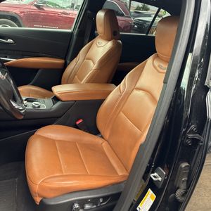 2020 Cadillac XT4 PREMIUM LUXURY thumbnail 32