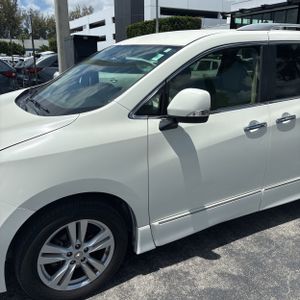 2015 Nissan QUEST SL 照片 2
