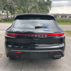 2023 Porsche MACAN photo 7