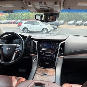 2015 Cadillac ESCALADE LUXURY — фото 39