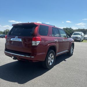 2013 Toyota 4RUNNER SR5 photo 8