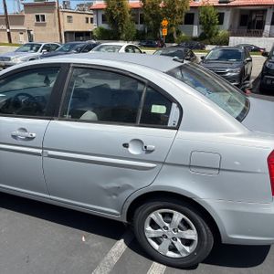 HYUNDAI ACCENT GLS - 5