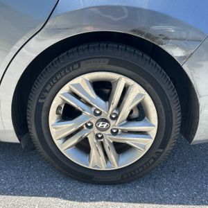 صورة مصغرة 18 لـ 2019 Hyundai ELANTRA SEL