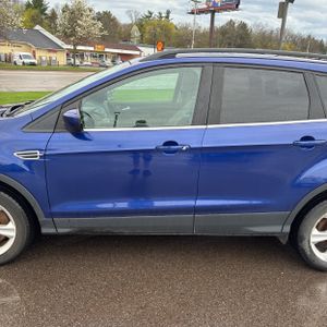 FORD ESCAPE SE - 4