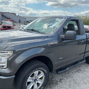 FORD F-150 XL - 2