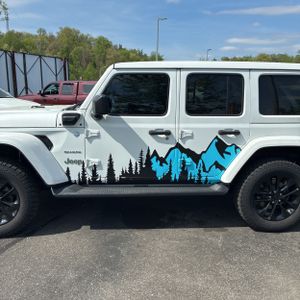 JEEP WRANGLER 4XE UNLIMITED SAHARA 4X4 - 4