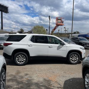 CHEVROLET TRAVERSE LS - 10