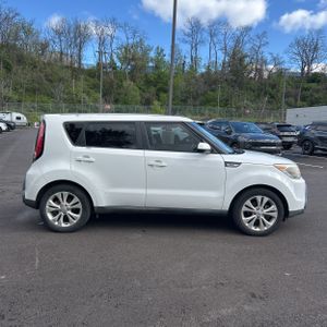 KIA SOUL + - 10