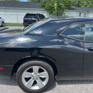 DODGE CHALLENGER - 9