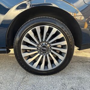 صورة 13 لـ 2018 Lincoln NAVIGATOR RESERVE