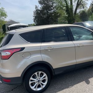 FORD ESCAPE SE - 7