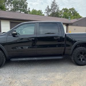 2021 RAM 1500 REBEL 照片 4