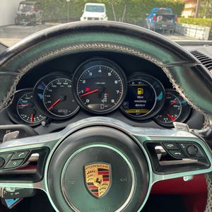 صورة 39 لـ 2016 Porsche CAYENNE BASE