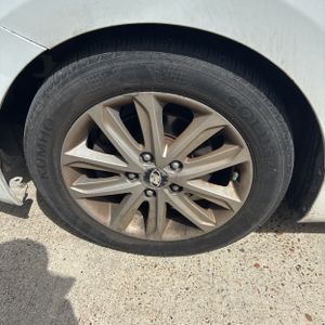 2015 Hyundai ELANTRA SE thumbnail 17