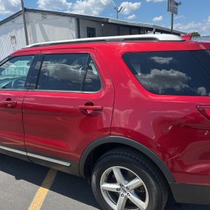 FORD EXPLORER XLT - 6