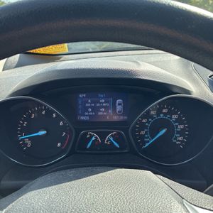 2014 FORD ESCAPE S 照片 34