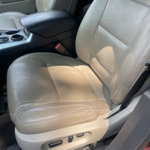 صورة مصغرة 67 لـ 2011 FORD EXPLORER XLT