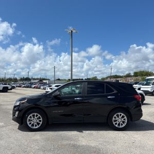 Chevrolet Equinox LS - 3