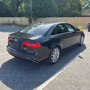 AUDI A4 2.0T PREMIUM - 8