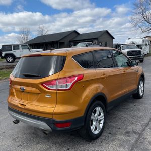 FORD ESCAPE SE - 8