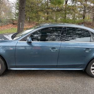 AUDI A4 2.0T PREMIUM - 3